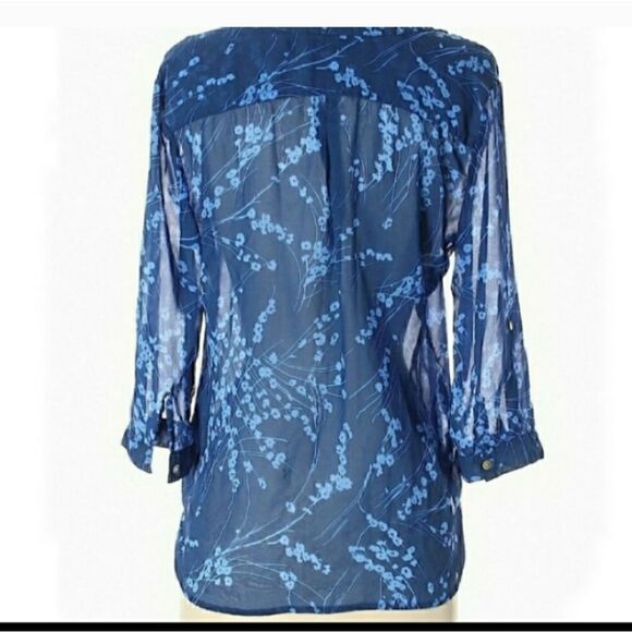 APT. 9 SEMI-SHEER Blue Floral Blouse Small Petite - Picture 2 of 3
